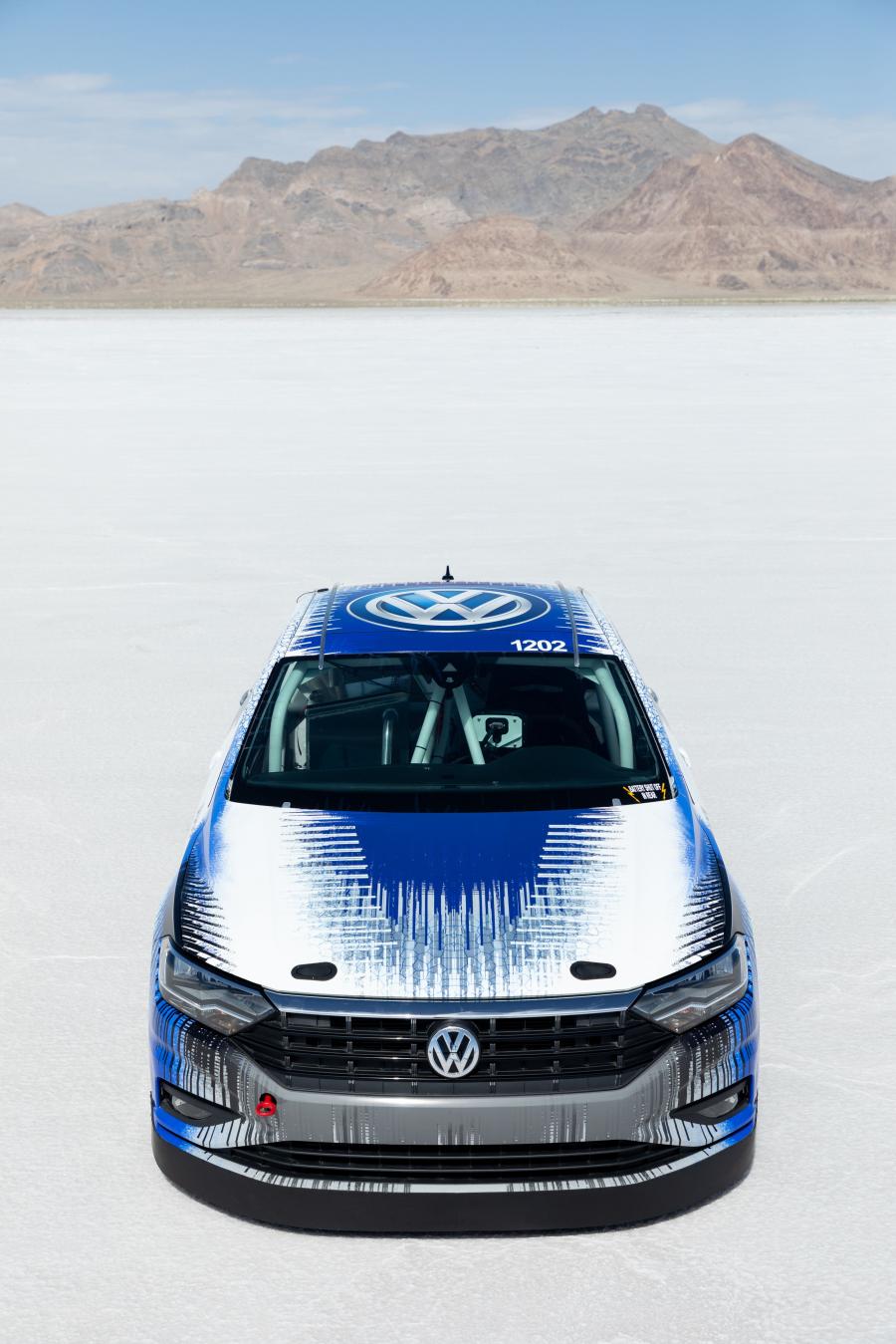  Volkswagen Jetta Bonneville Racer 2018 года  (фото 16 из 36)